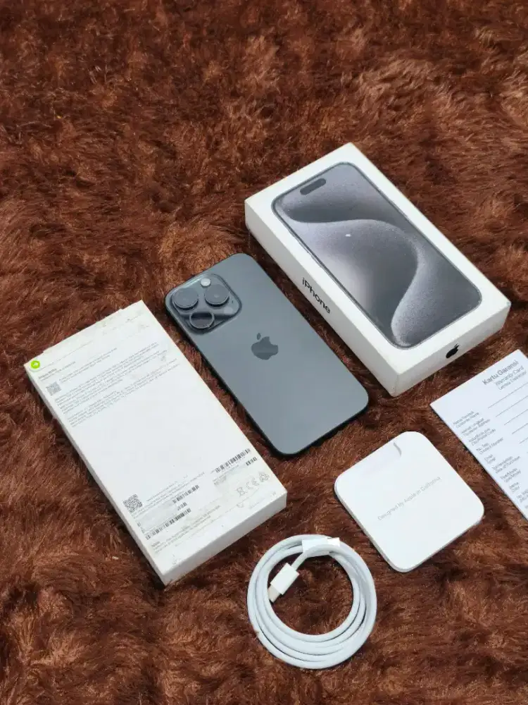 iPhone 15 Pro 256GB Resmi iBox Mulus Fullset Original - Black Titanium