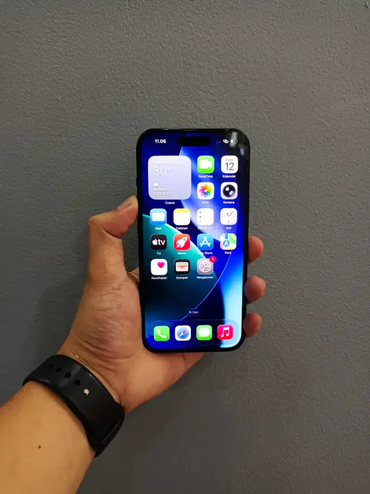 CASH&CREDIT IPHONE 15 BLACK 128 CICILAN 0% 12 BULAN