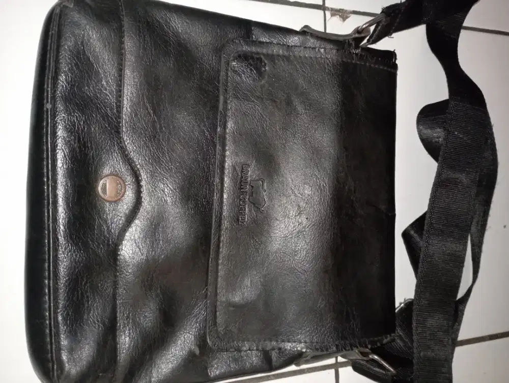 Braun buffel ,kondisi 70%,jual 300k