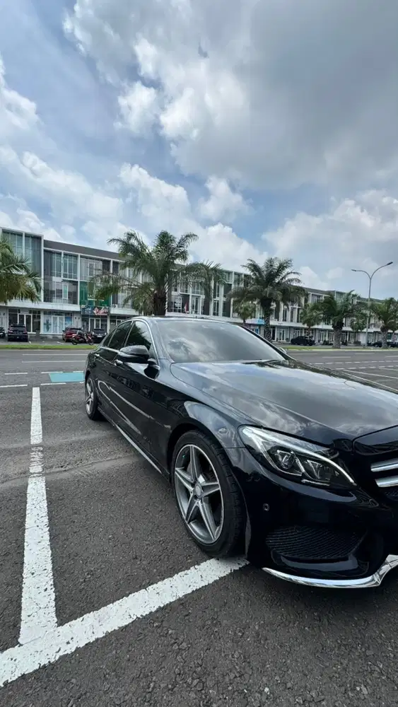 Mercedes-Benz C250 2015 Bensin