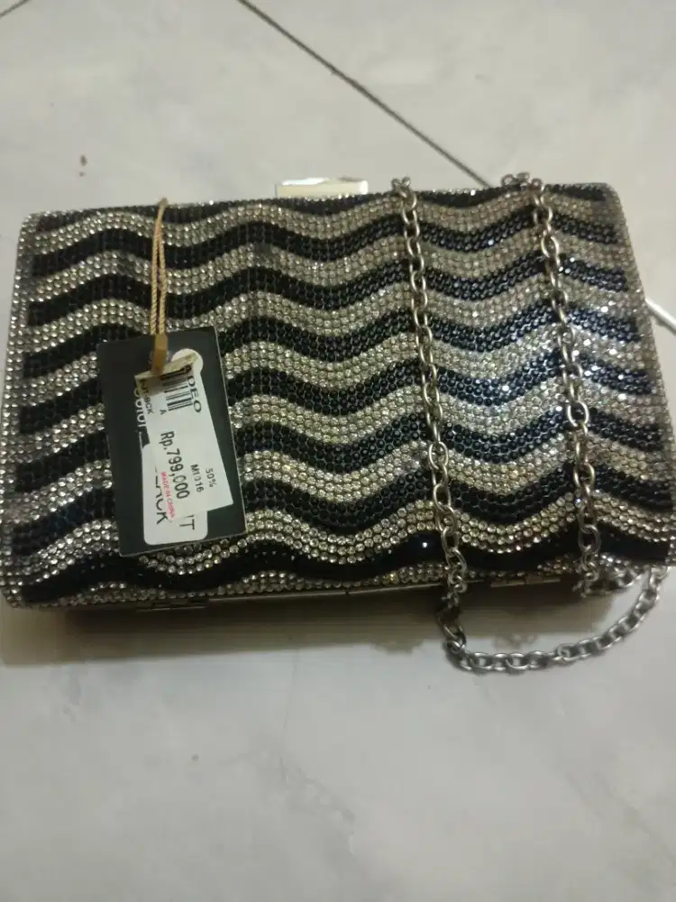 tas wanita untuk acara pesta dll
