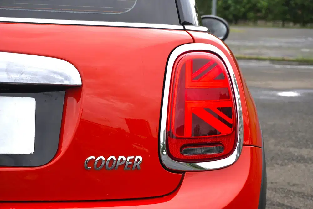 Mini Cooper F56 Facelift 
3-Doors 2018 / 2019