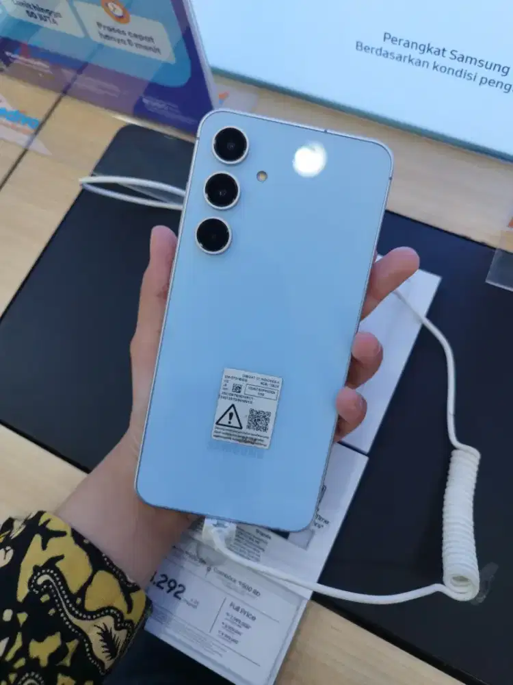 SAMSUNG GALAXY S25 FE