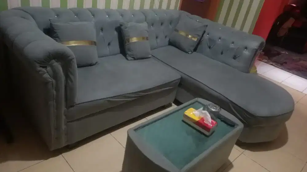 Dijual Sofa sudut