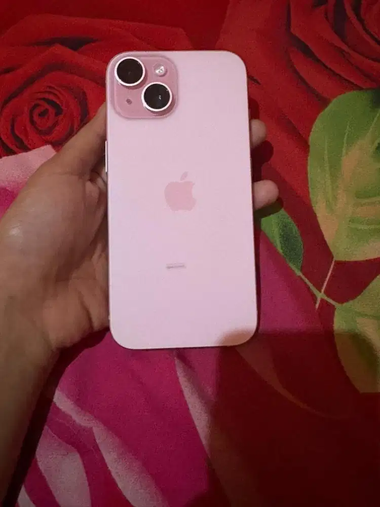 Iphone 15 128gb ibox garansi panjang s/d nov 2026