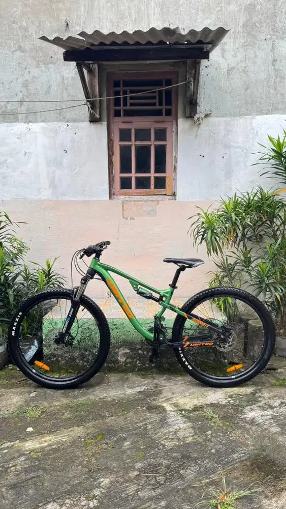 (MTB) Sepeda Gunung United Brownhills T1