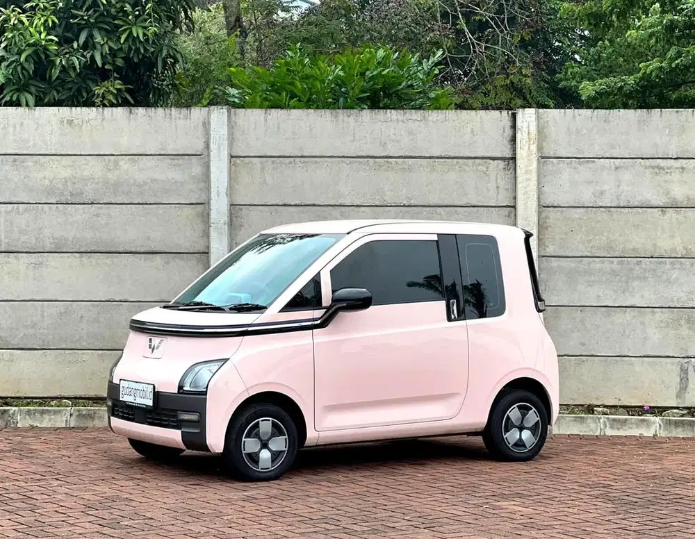 ANTIK KM 5rb WULING AIREV LITE LONG RANGE AT 2024 Pink