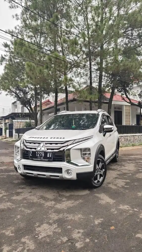Mitsubishi Xpander Cross 1.5 Manual KM LOW 3700