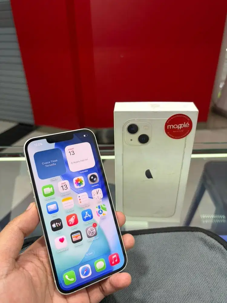 Iphone 13 128gb garansi resmi like new bh 98% garansi on sampe oktober