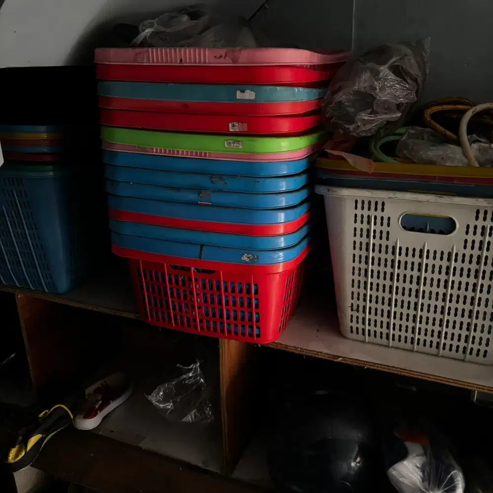 Di jual keranjang bekas laundry