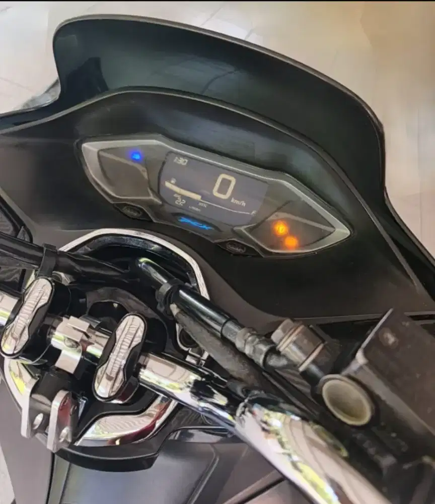 PCX abs 2022
Hitam glossy
Tangan 1
Nego