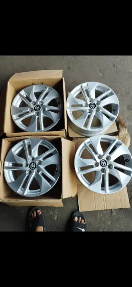 Velg Oem Sienta + Ban