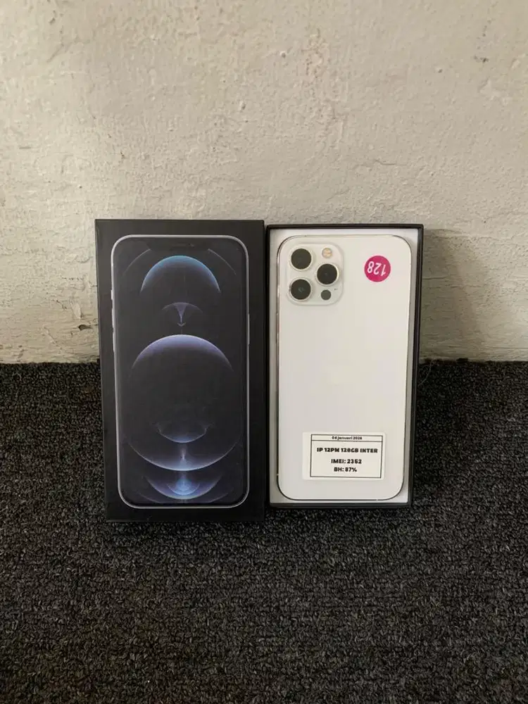 iPhone 12 PROMAX 128GB fullset Bergaransi Menerima kredit