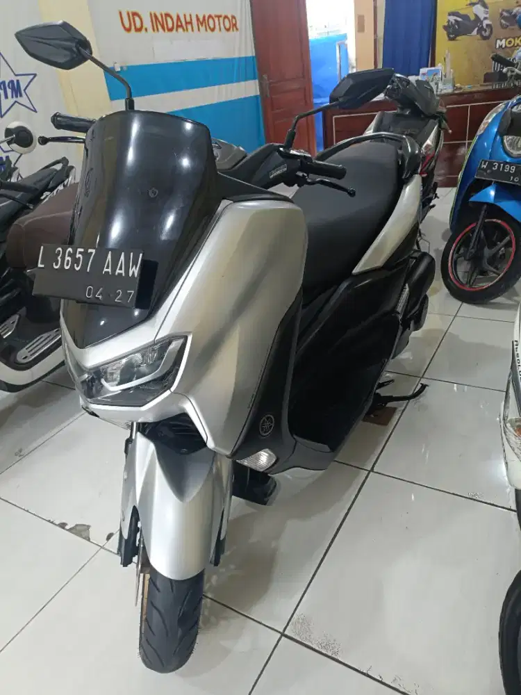 YAMAHA NMAX CONNECTED BISA KREDIT TENOR MAX 3TH 2022 WARNA PERAK