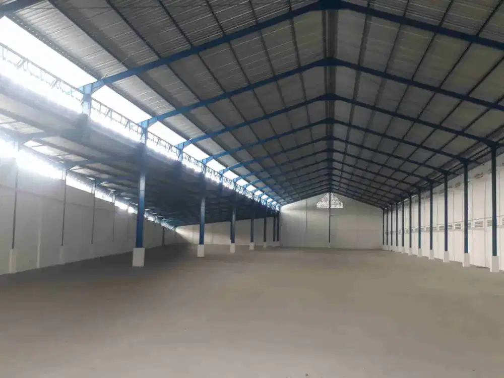 gudan sewa baru gress istimewa