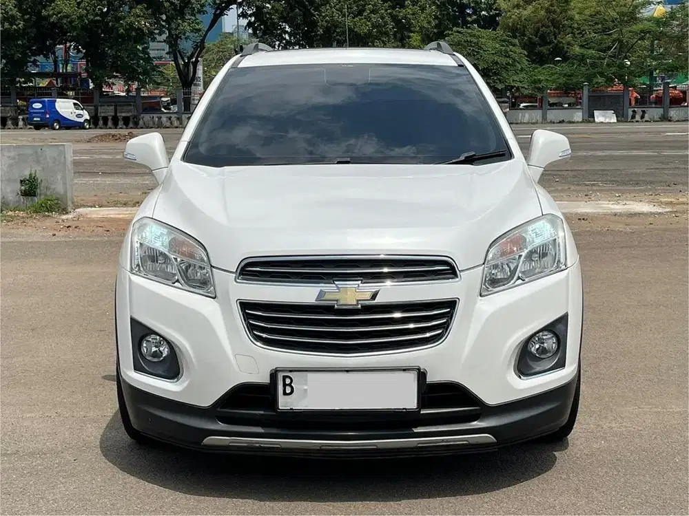 TERMURAH!! CHEVROLET TRAX LTZ 1.4 TURBO AT PUTIH 2016
