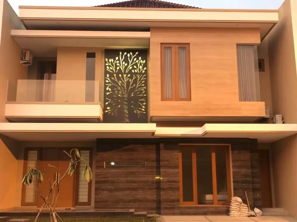 DISEWAKAN RUMAH VILLA BUKIT REGENCY 3