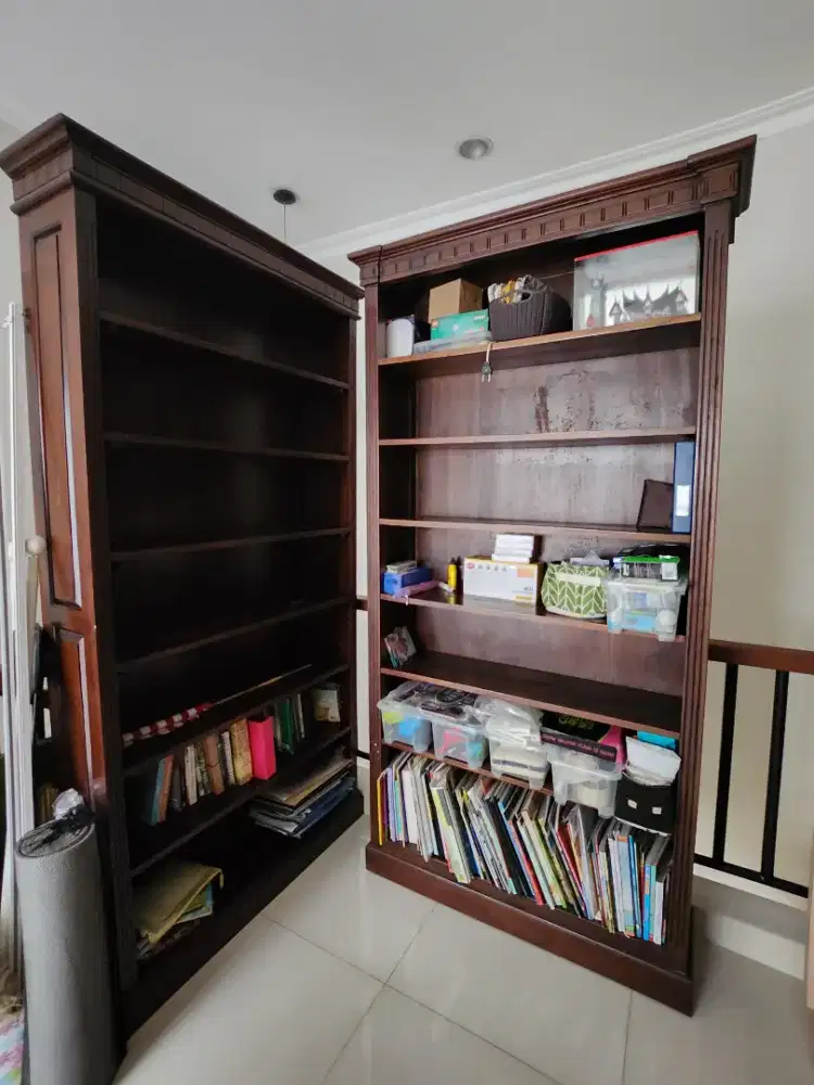 Rak Buku Kayu Jati (2 buah)