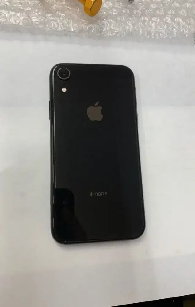 IPHONE XR 64gb PERMANEN