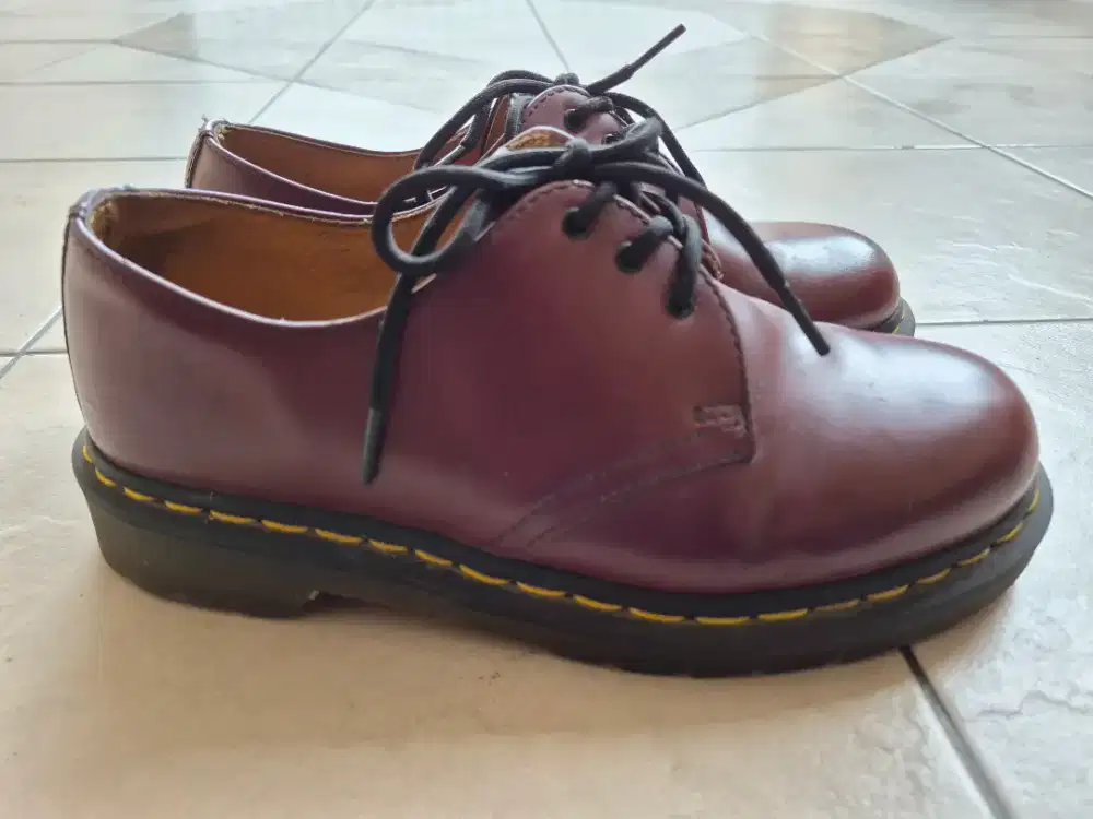 Sepatu Docmart Uk39