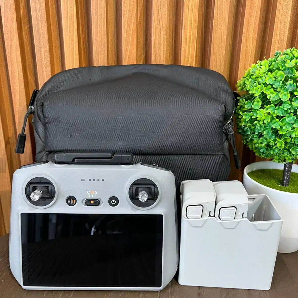 DJI RC 2 Remote Controller dan Fly More Combo Kit Plus DJI Mini 4 Pro