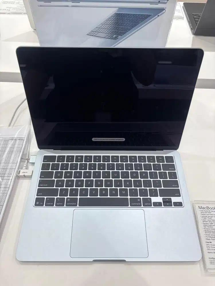 MACBOOK AIR M4 15 16/256 GB