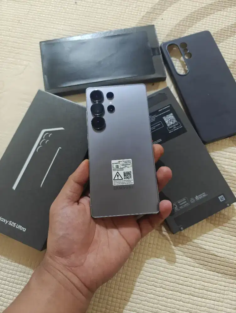 Samsung Galaxy S25 Ultra 512GB SEIN RESMI Fullset