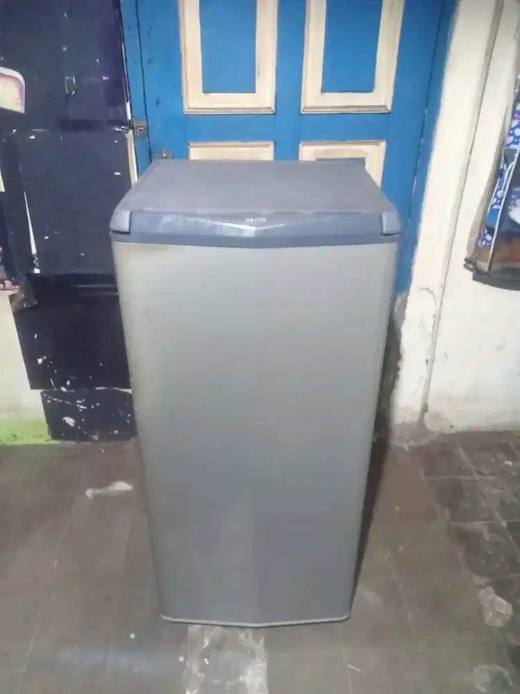 Jual kulkas AQUA 1 pintu dingin dan beku normal bisa diantar