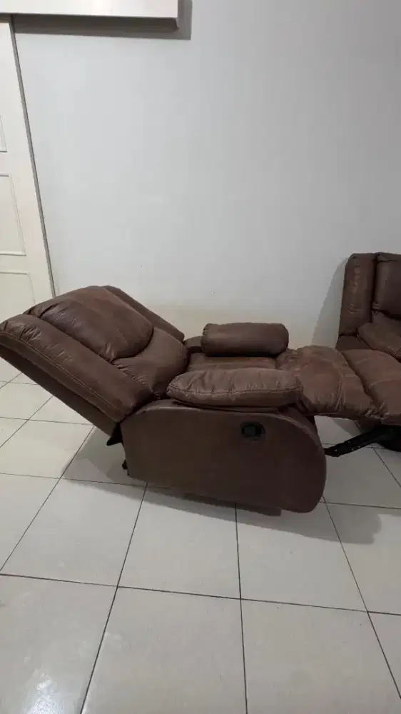 SOFA RECLINER CUSTOM OTOMATIS