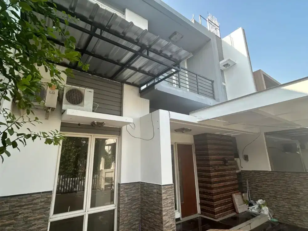 Dijual rumah bagus di Cluster Ifolia Harapan Indah Bekasi