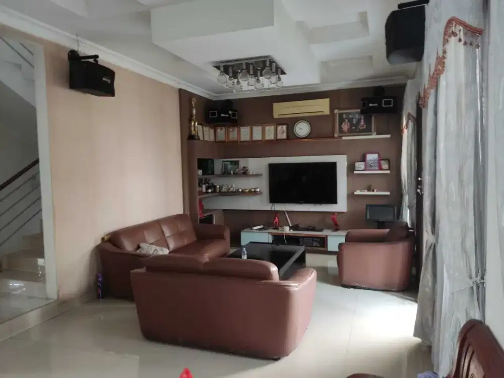 Dijual Rumah Bagus dalam Cluster di Harapan Indah Bekasi