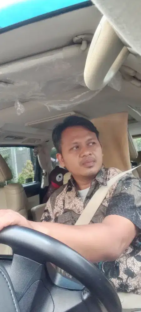 Saya Mencari loker driver