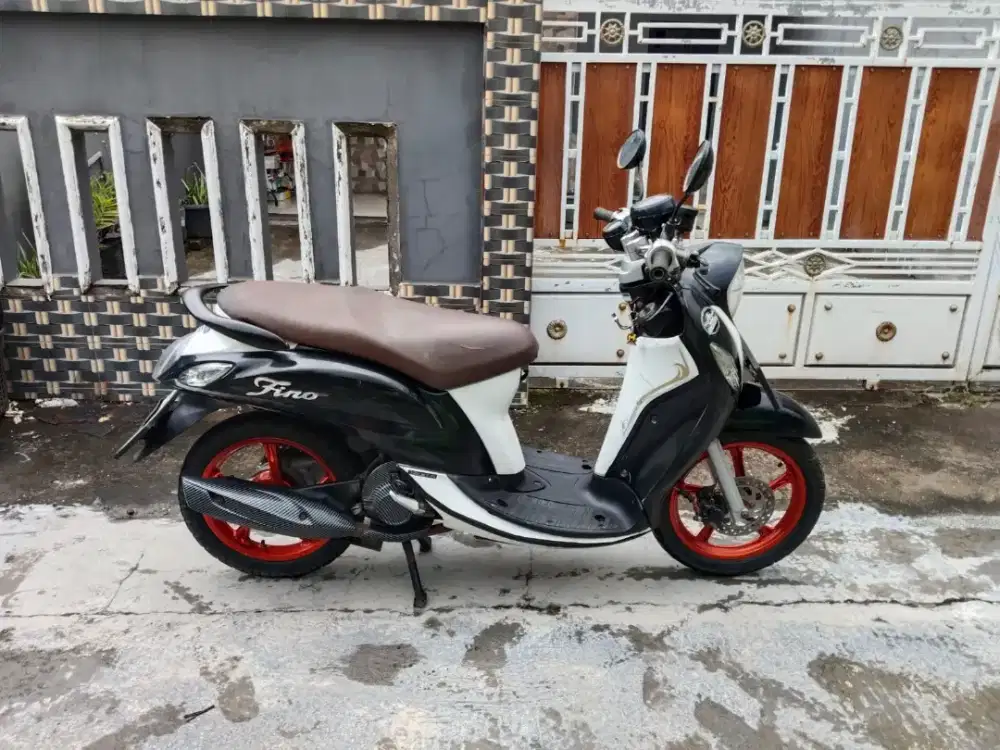 Yamaha Fino tahun 2014 mesin halus siap pakai Tangerang