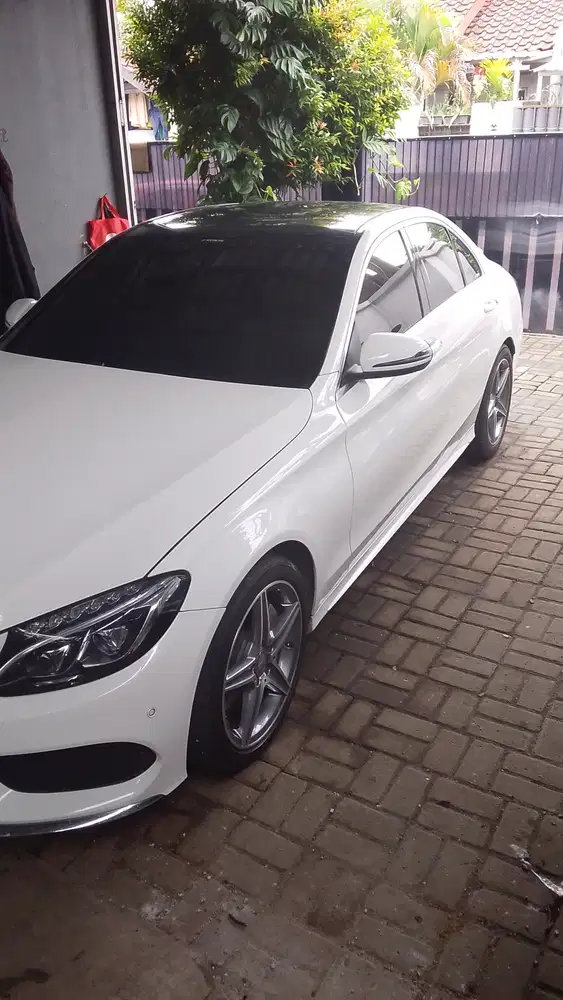 Mercedes-Benz C250 2016 Bensin