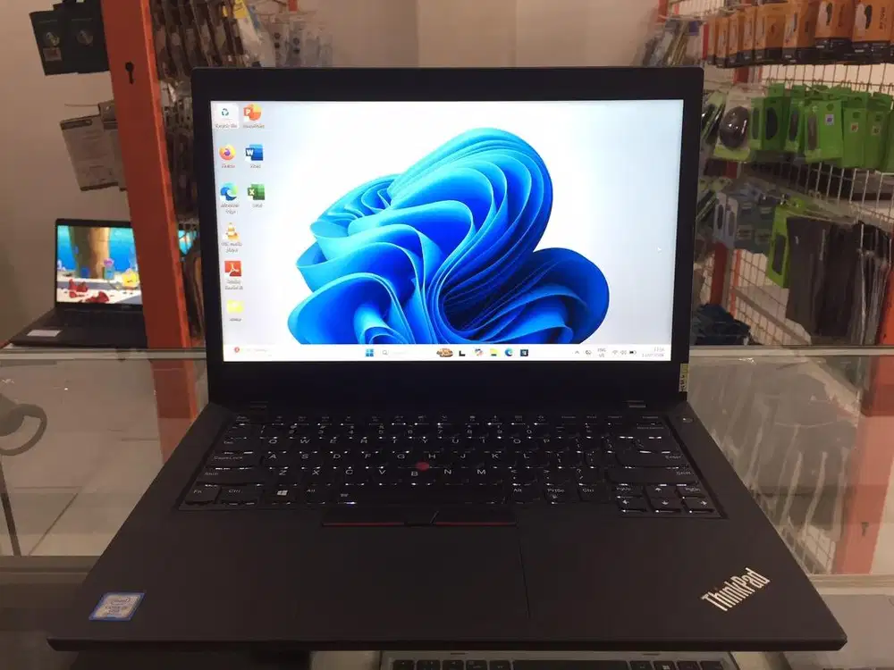 Lenovo ThinkPad L490 Core i5Gen8 Ram 8GB SSD 256GB 14in FHD Slim Mulus