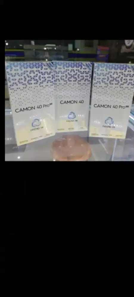 Tecno camon 40 8/256 pro garansi resmi