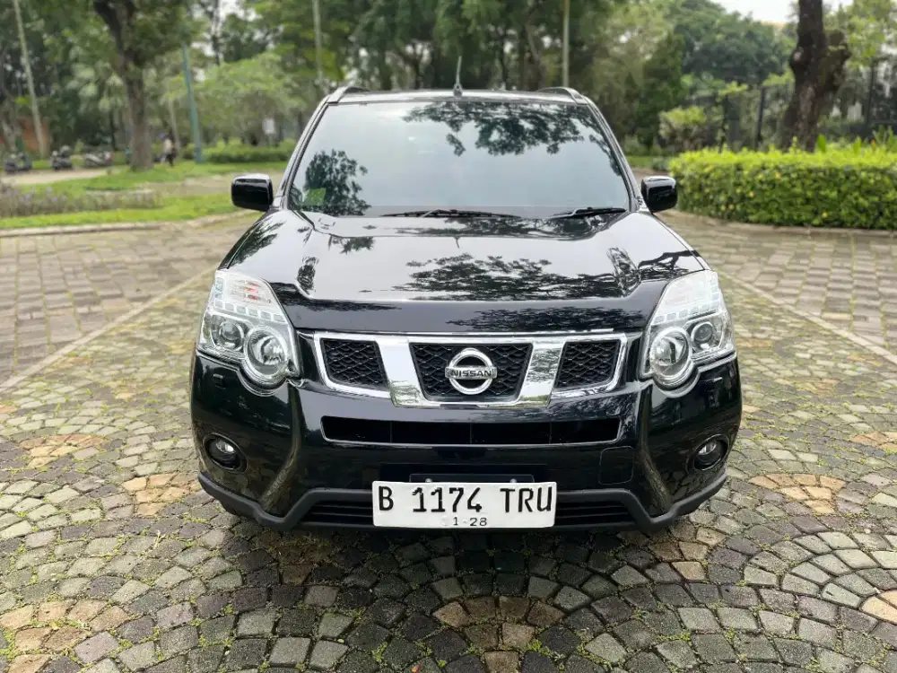 NISSAN XTRAIL 2.0  BENSIN AT 2013 TERAWAT & SIAP PAKAI