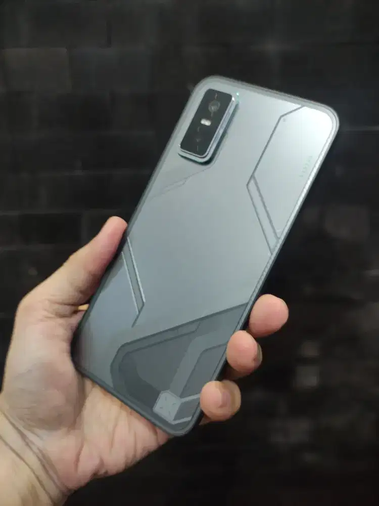 Infinix GT 30 Pro 5G ram 8/256 warna abu2 Fullset Garansi panjang