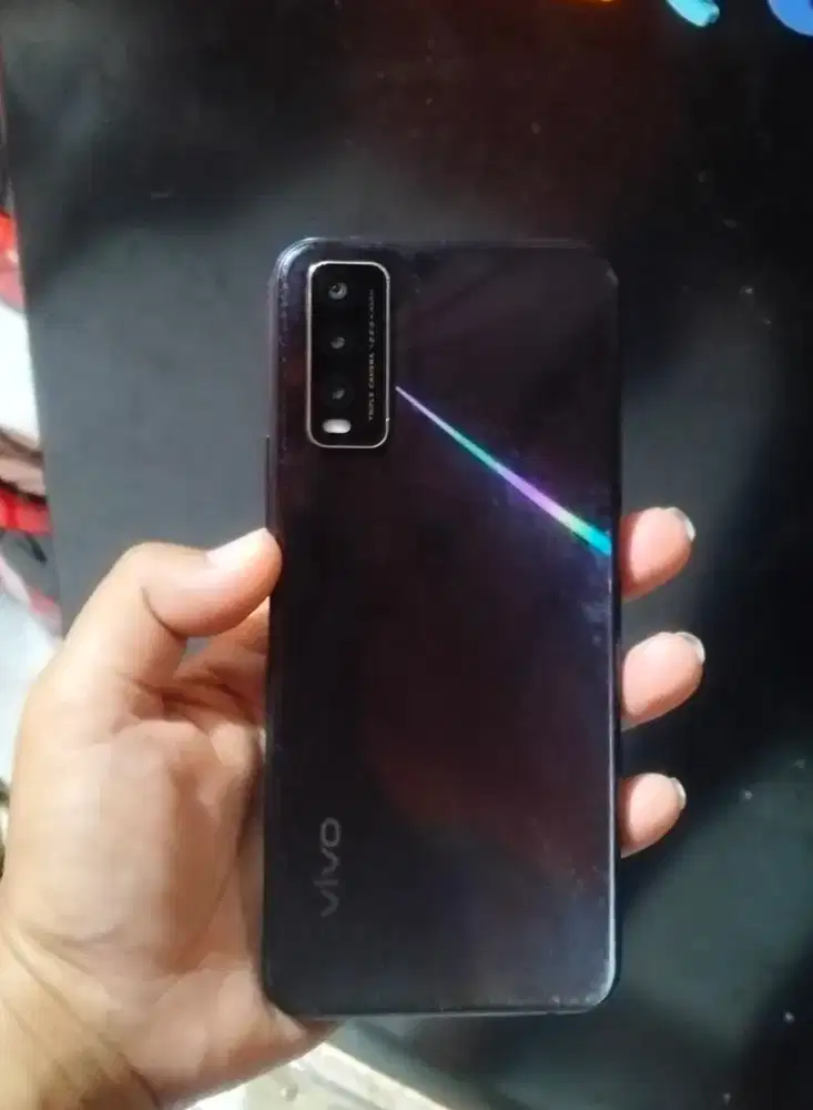 Vivo y20s G ram 4+1/128!.