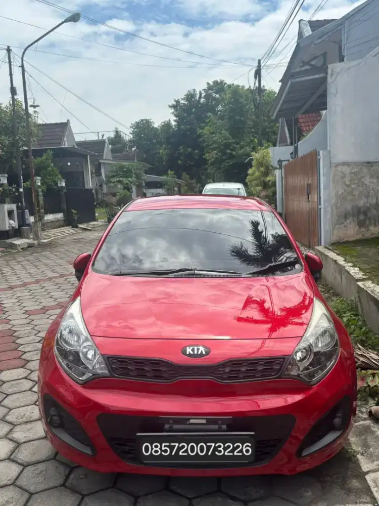 KIA RIO MANUAL 2012 kondisi tinggal pake
