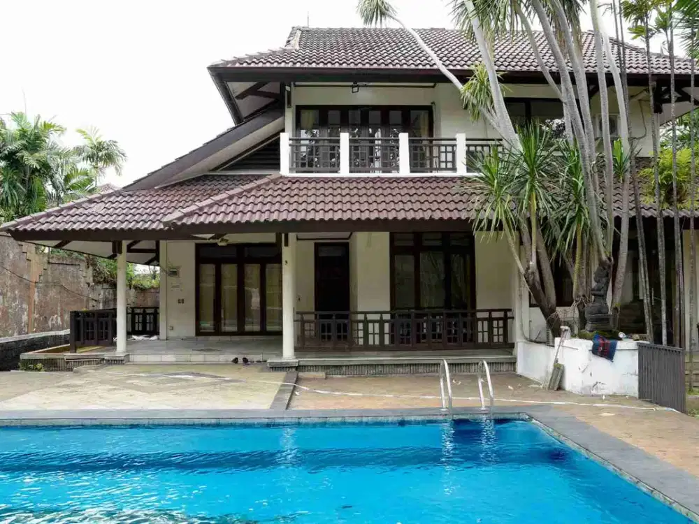 Dijual rumah mewah 2 lantai 4+2 kamar tidur lengkap dengan private pool tanah sangat Luas 1.273 meter di cipete Jakarta selatan