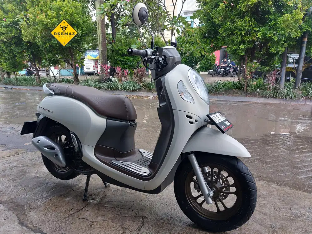 (DP 400 Rb)‼️ Scoopy Prestige Keyless Putih 2024 Cash & Kredit