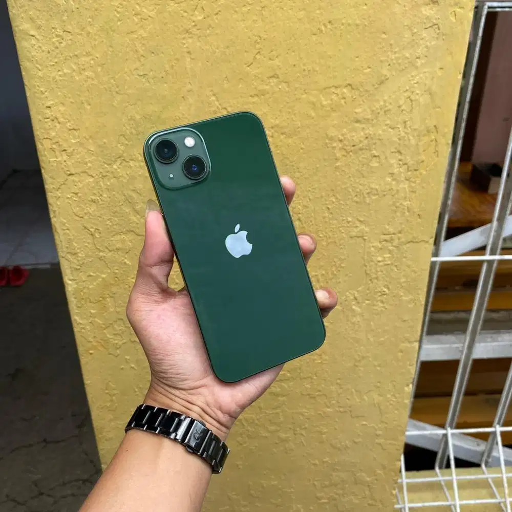 IPhone 13 128GB Garansi resmi iBox