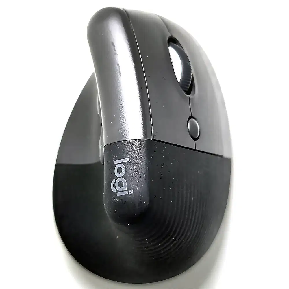 260211A Original Logitech Vertical Lift Graphite Black Bluetooth Wirel