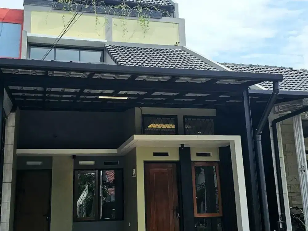 Rumah Bagus dalam Cluster 3 Lantai Semi Furnished di Riung Bandung