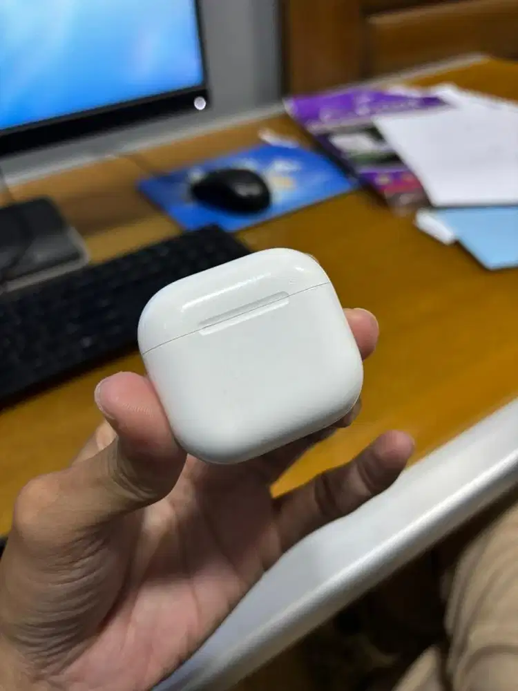 Airpods 4 with ANC