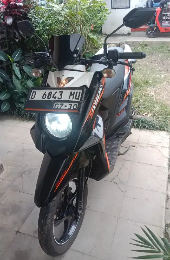 X.ride 2015 ss kumplit pajak isi mesin mulus full orian