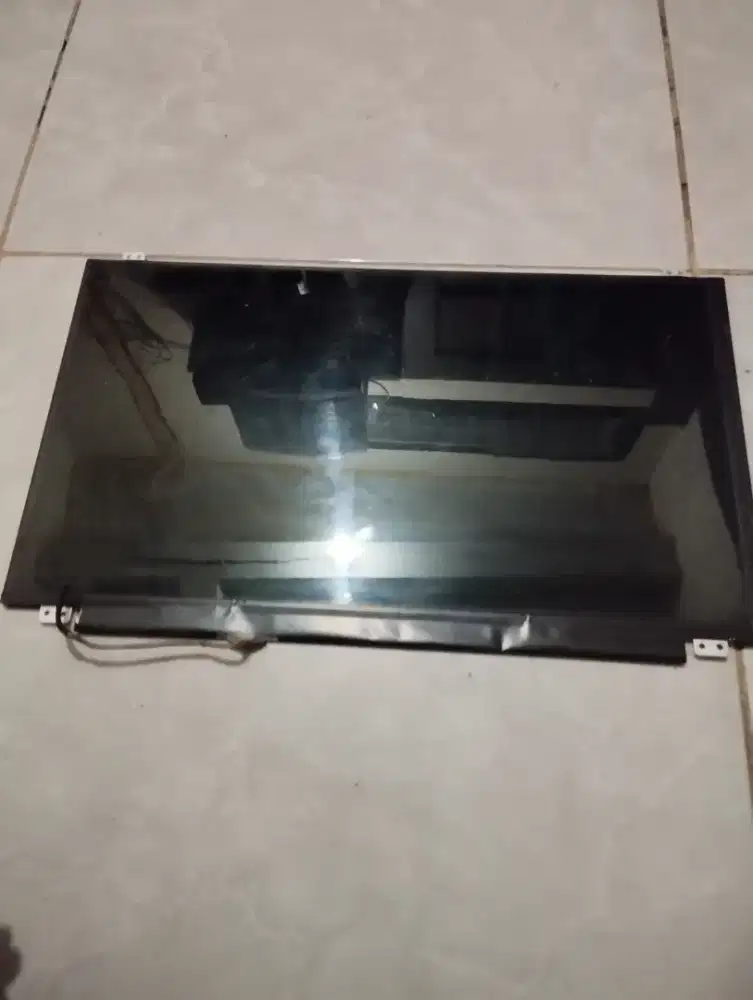 LCD copotan laptop asus