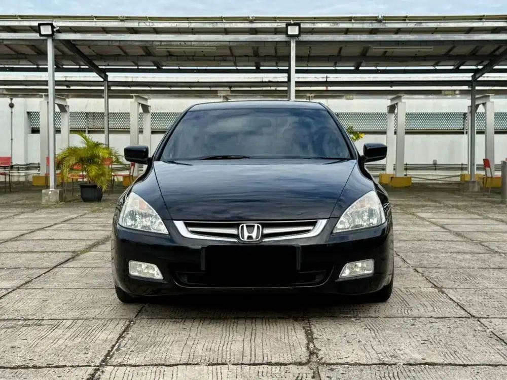 Honda Accord 2.4 VTIL Manual 2004