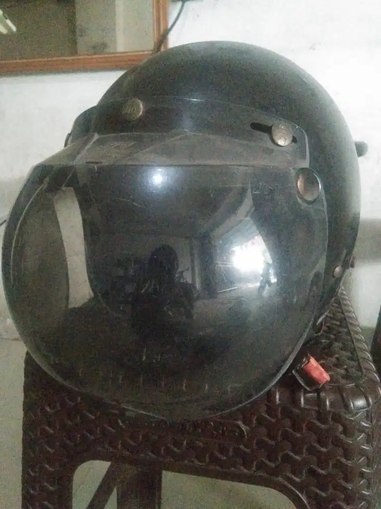 DIJUAL SeADAnya HELM uk.M/L